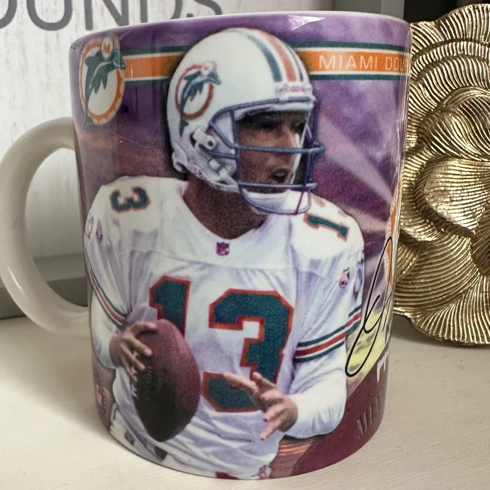 Vintage Dan Marino Miami Dolphins 1996 Coffee Ceramic Mug Fun Retro Vibes